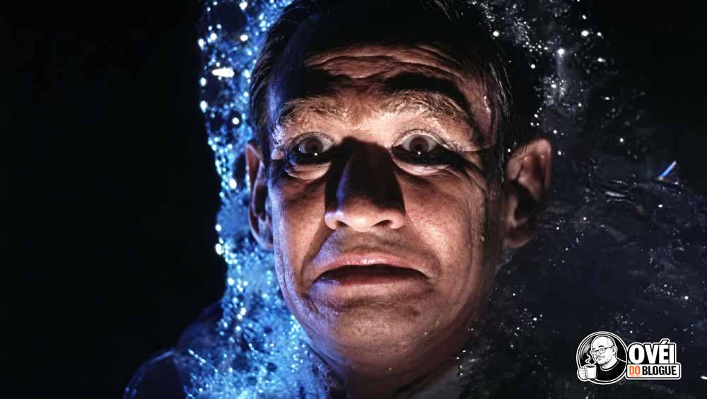 A bizarra transformação do cientista no Meduzoide